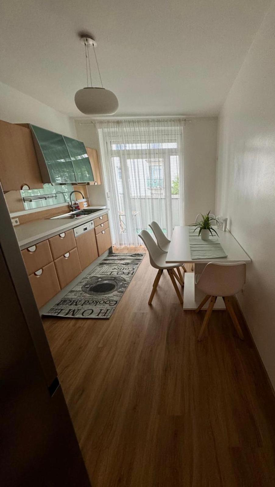Sunny And Elegant Apartament In Central Location غراتس المظهر الخارجي الصورة
